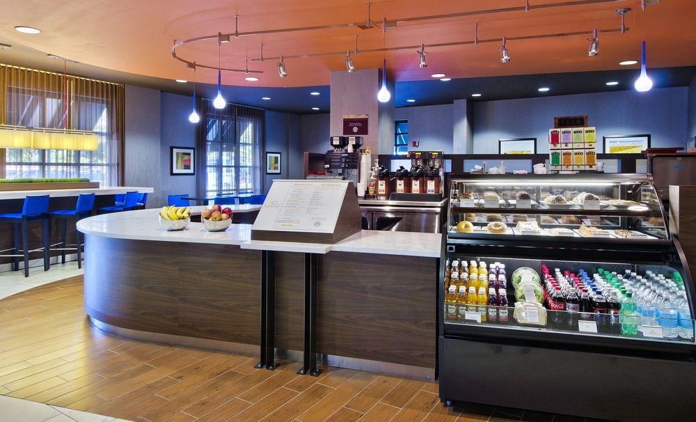 Courtyard By Marriott Chattanooga Downtown Экстерьер фото