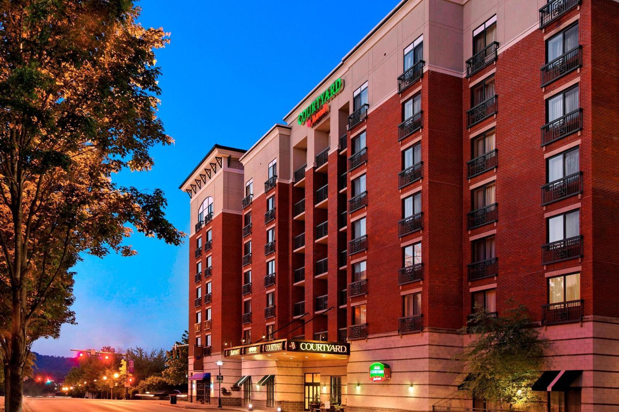 Courtyard By Marriott Chattanooga Downtown Экстерьер фото