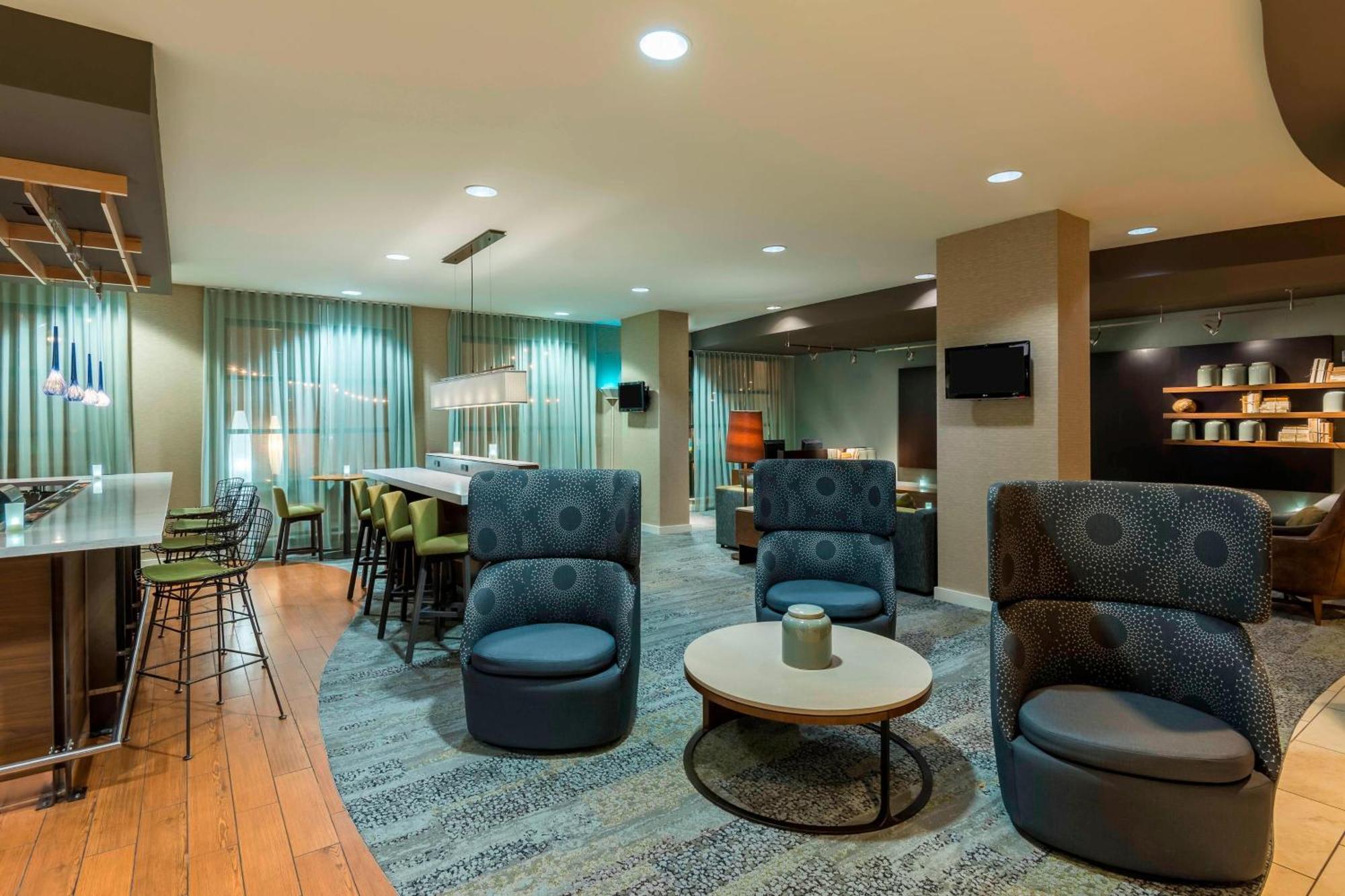 Courtyard By Marriott Chattanooga Downtown Экстерьер фото