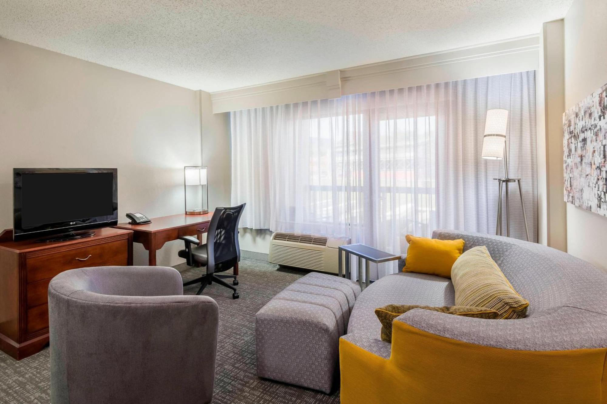 Courtyard By Marriott Chattanooga Downtown Экстерьер фото