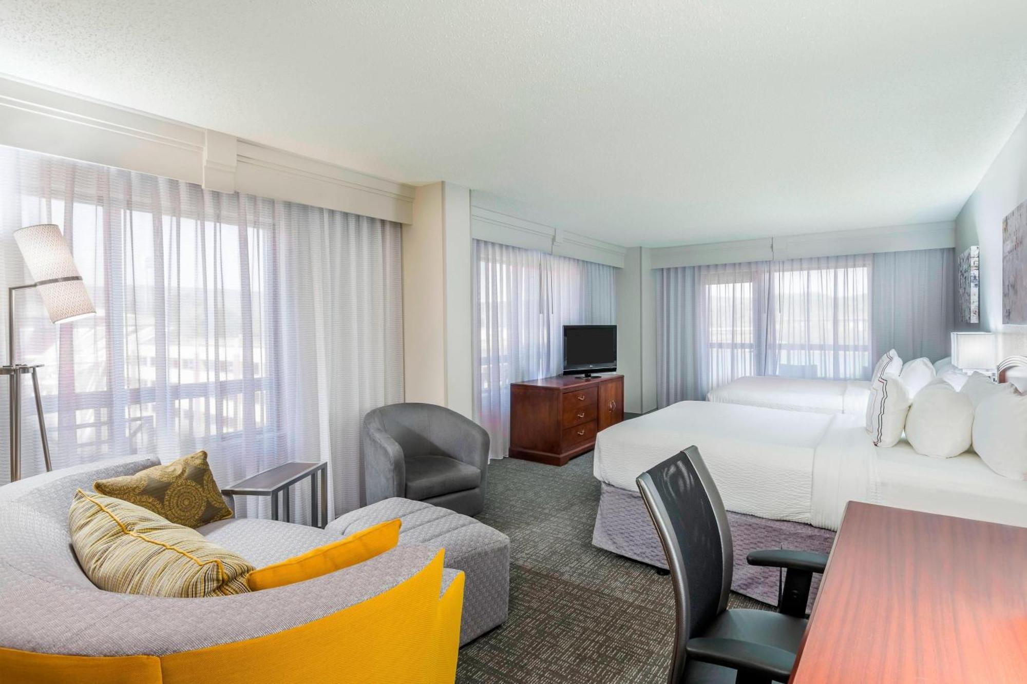 Courtyard By Marriott Chattanooga Downtown Экстерьер фото