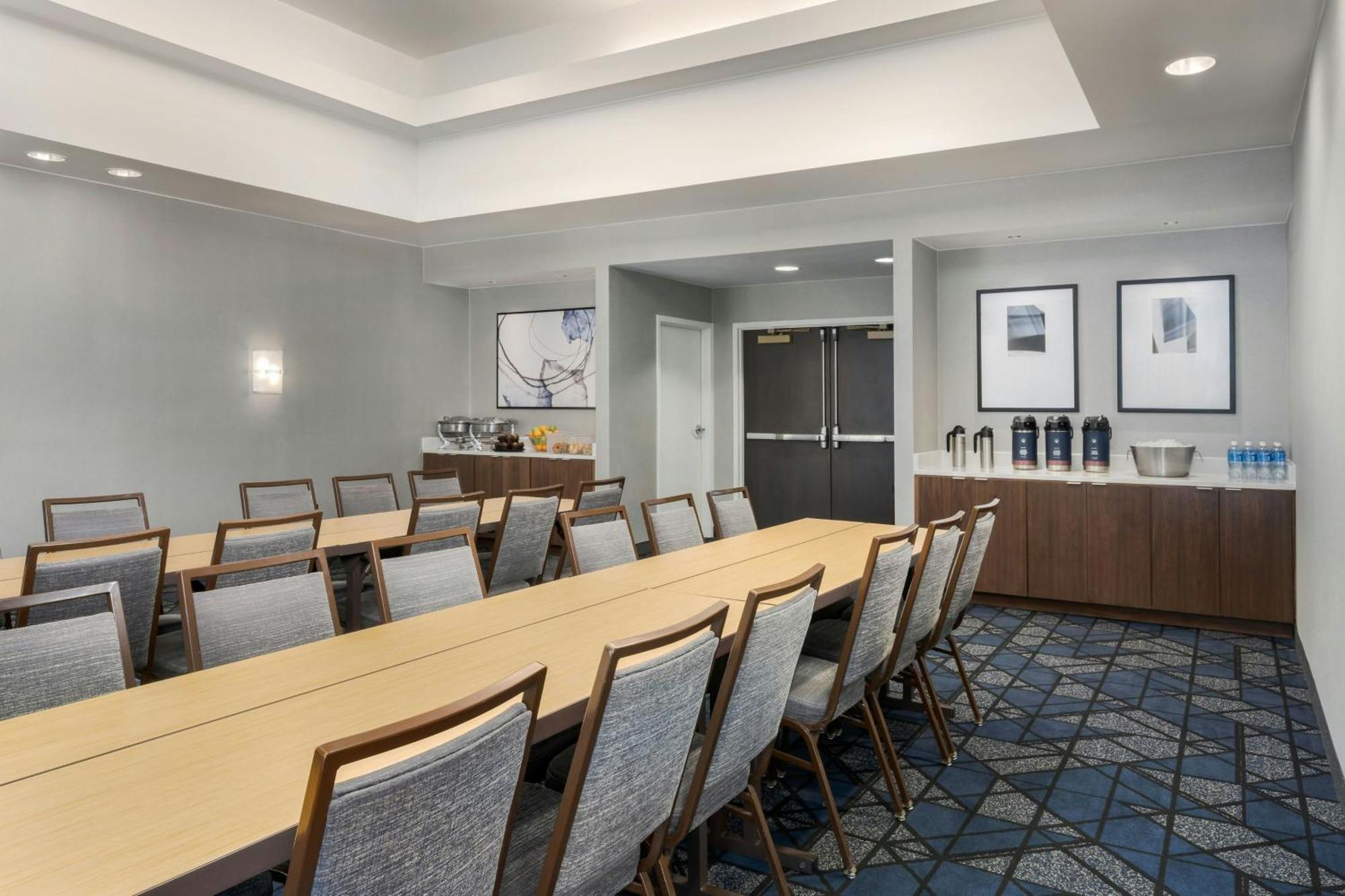 Courtyard By Marriott Chattanooga Downtown Экстерьер фото
