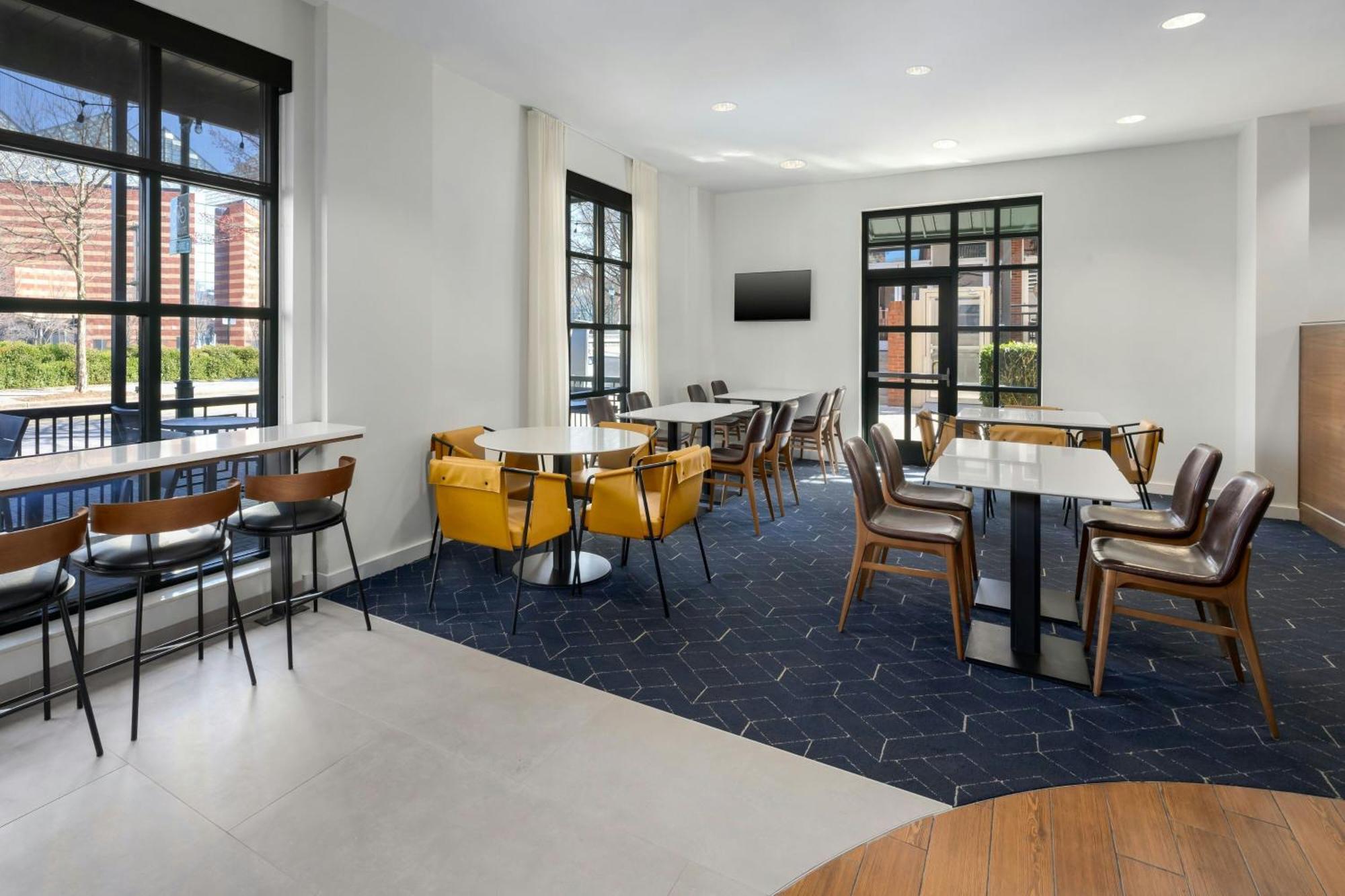 Courtyard By Marriott Chattanooga Downtown Экстерьер фото