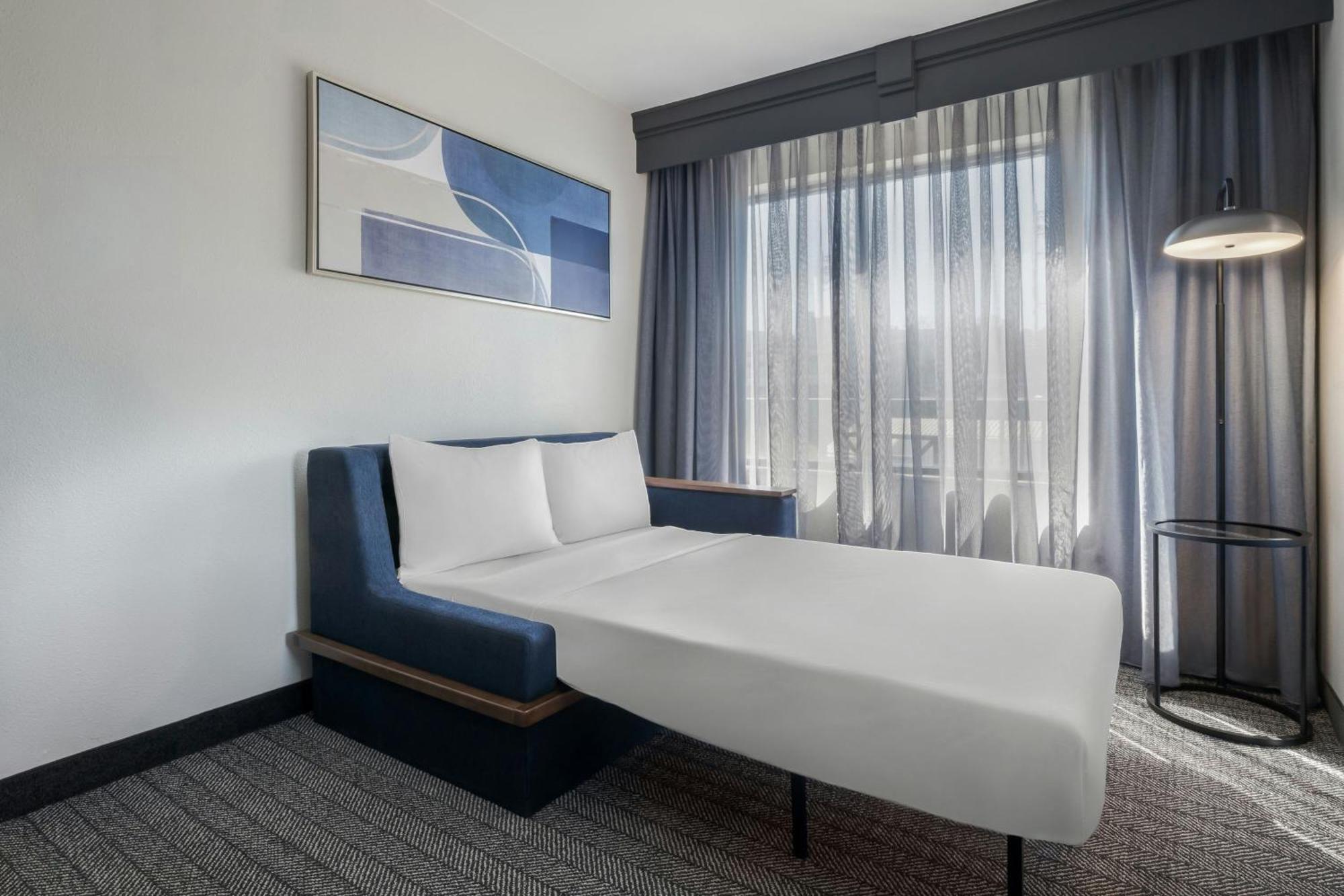 Courtyard By Marriott Chattanooga Downtown Экстерьер фото