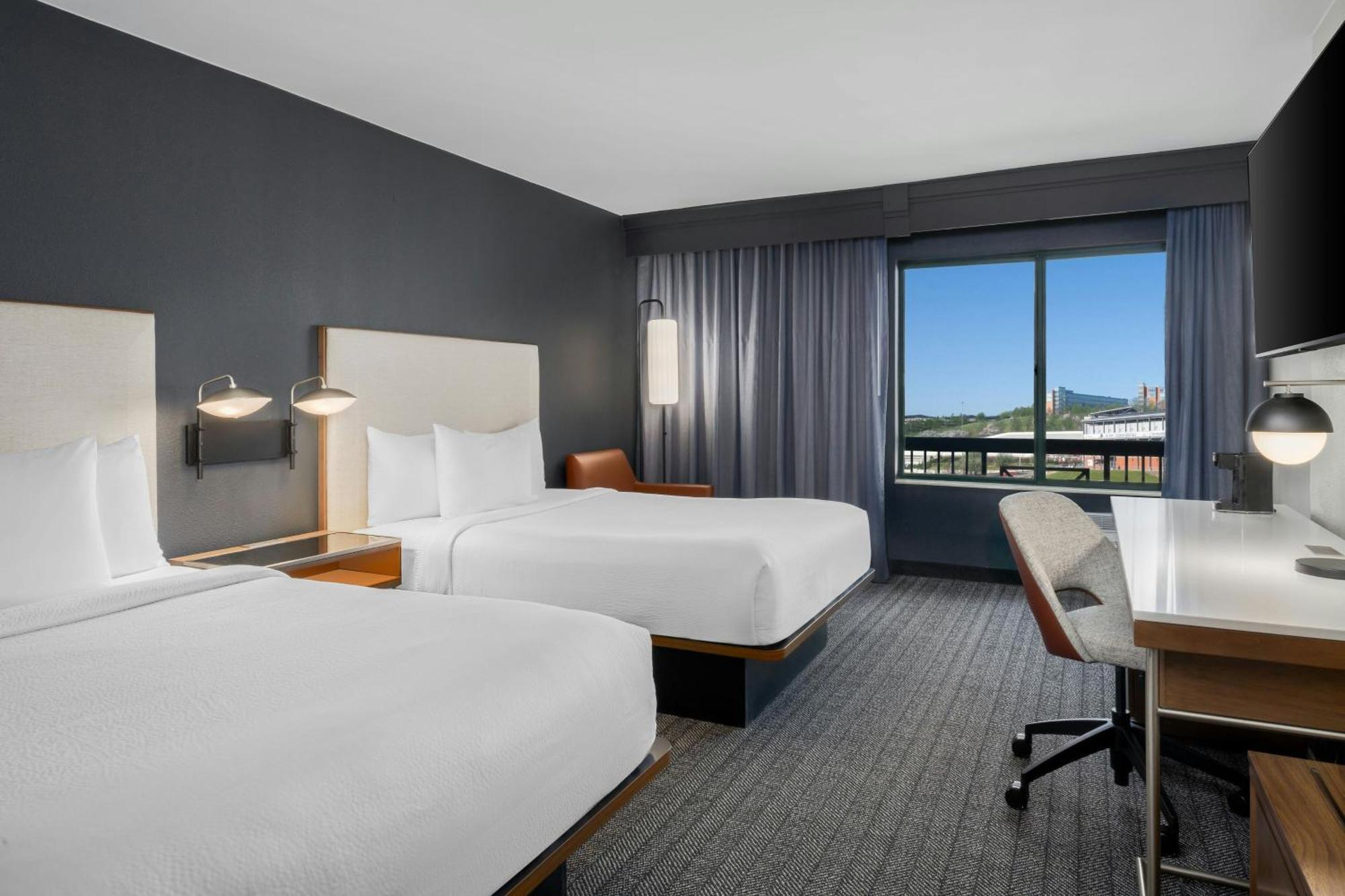 Courtyard By Marriott Chattanooga Downtown Экстерьер фото